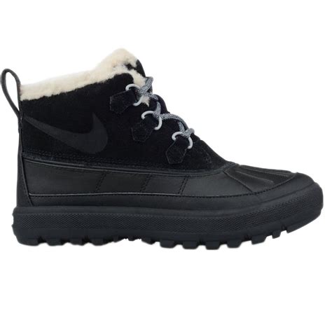 nike woodside chukka boots